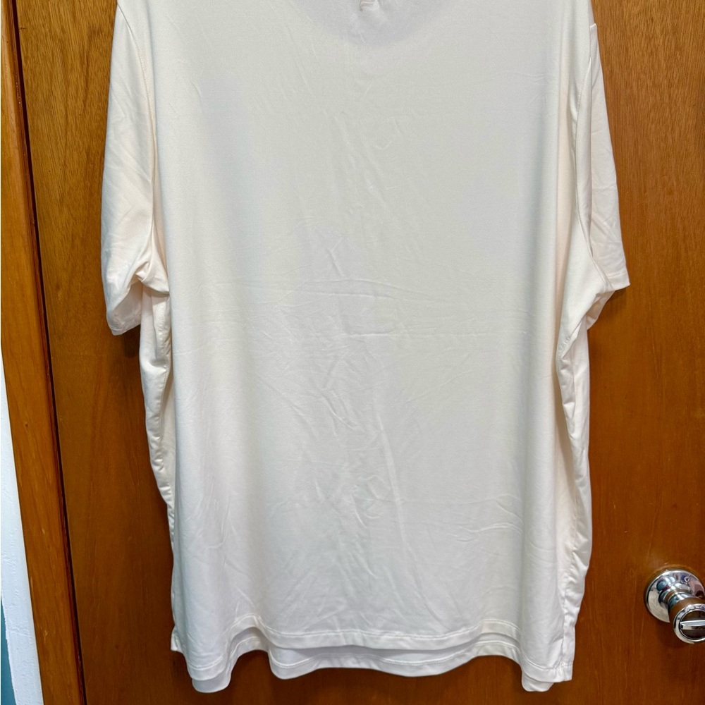 Fabletics Women’s Short-Sleeve Crewneck Activewear Shirt - Size 1X - Picture 3 of 4